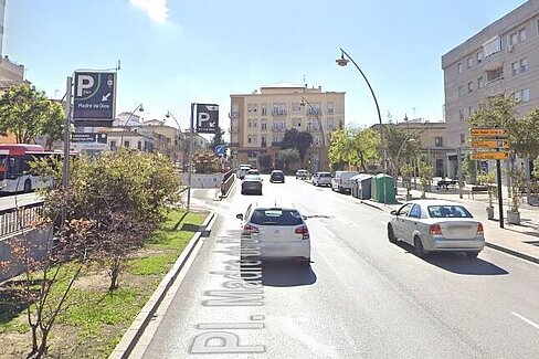 Plaza de Madre de Dios