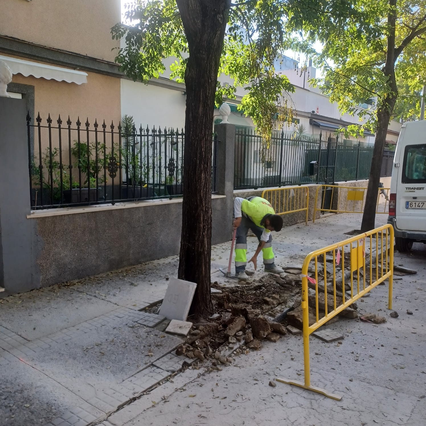 El Ayuntamiento acomete actuaciones de mejora en varias zonas de Jerez