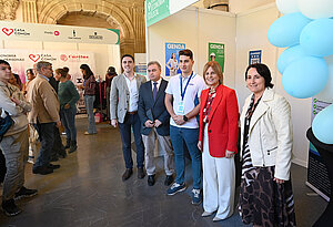 La alcaldesa inaugura la Feria de la Economía Local