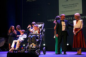 La alcaldesa ha asistido a la Gala de clausura de la IV edición del Festival Cine con Acento
