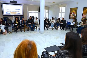 Nela García preside una nueva sesión de la Mesa de Empleo