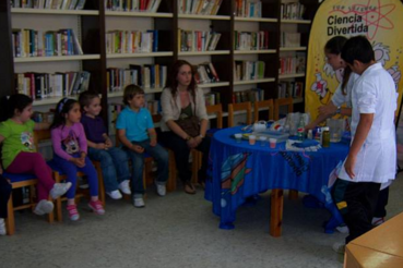 Imagen del interior de la biblioteca