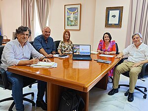 La delegada durante la reunión