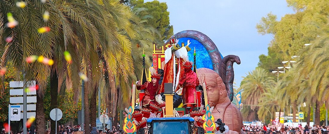 #htmlcaption-2 La Cabalgata ha llenado de luz las calles de Jerez