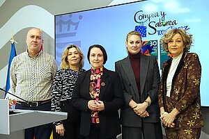 Nela García presenta la campaña de comercio local