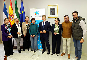 La delegada durante la firma del convenio