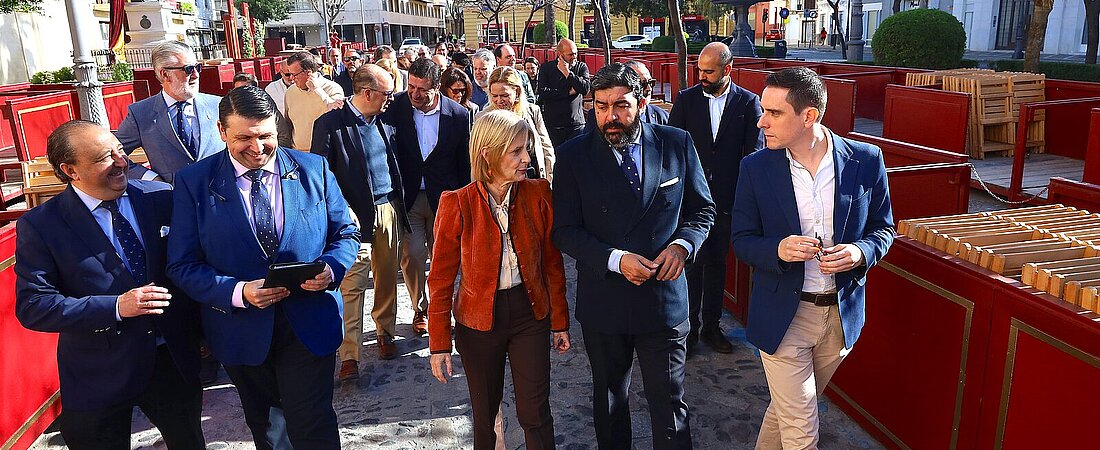 #htmlcaption-1 La alcaldesa realiza una supervisión técnica de la Carrera Oficial