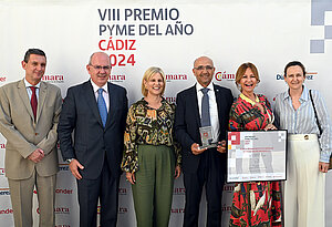 La alcaldesa en la entrega de premios