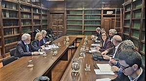 La alcaldesa ha mantenido una reunión en el Ministerio de Transportes