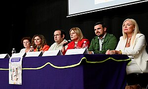 Alcaldesa asiste a la celebración del Día de la Mujer Rural