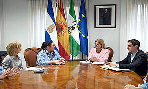 Alcaldesa se reúne con los scout Católicos