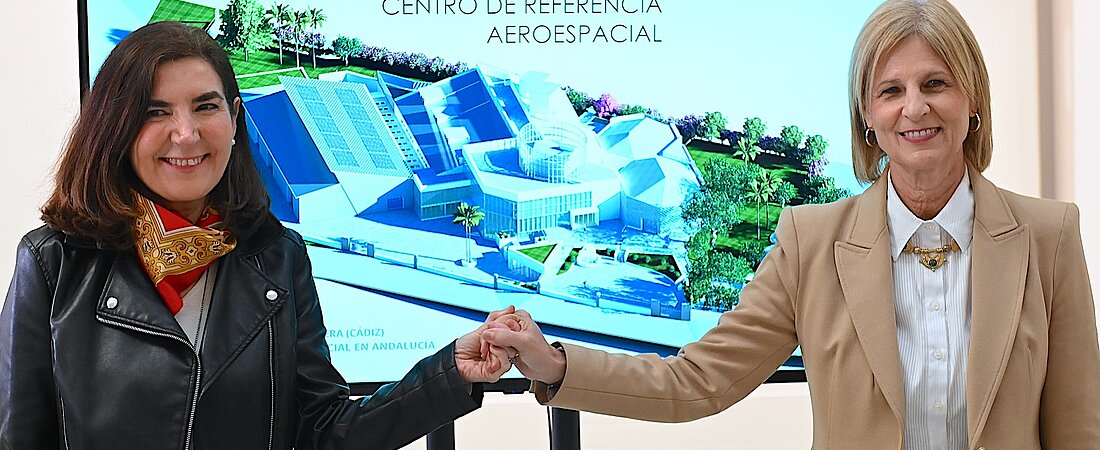 #htmlcaption-1 La alcaldesa y la consejera presentan el futuro centro aeroespacial