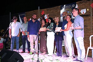 La alcaldesa preside la entrega de reconocimientos a los comercios de El Pelirón