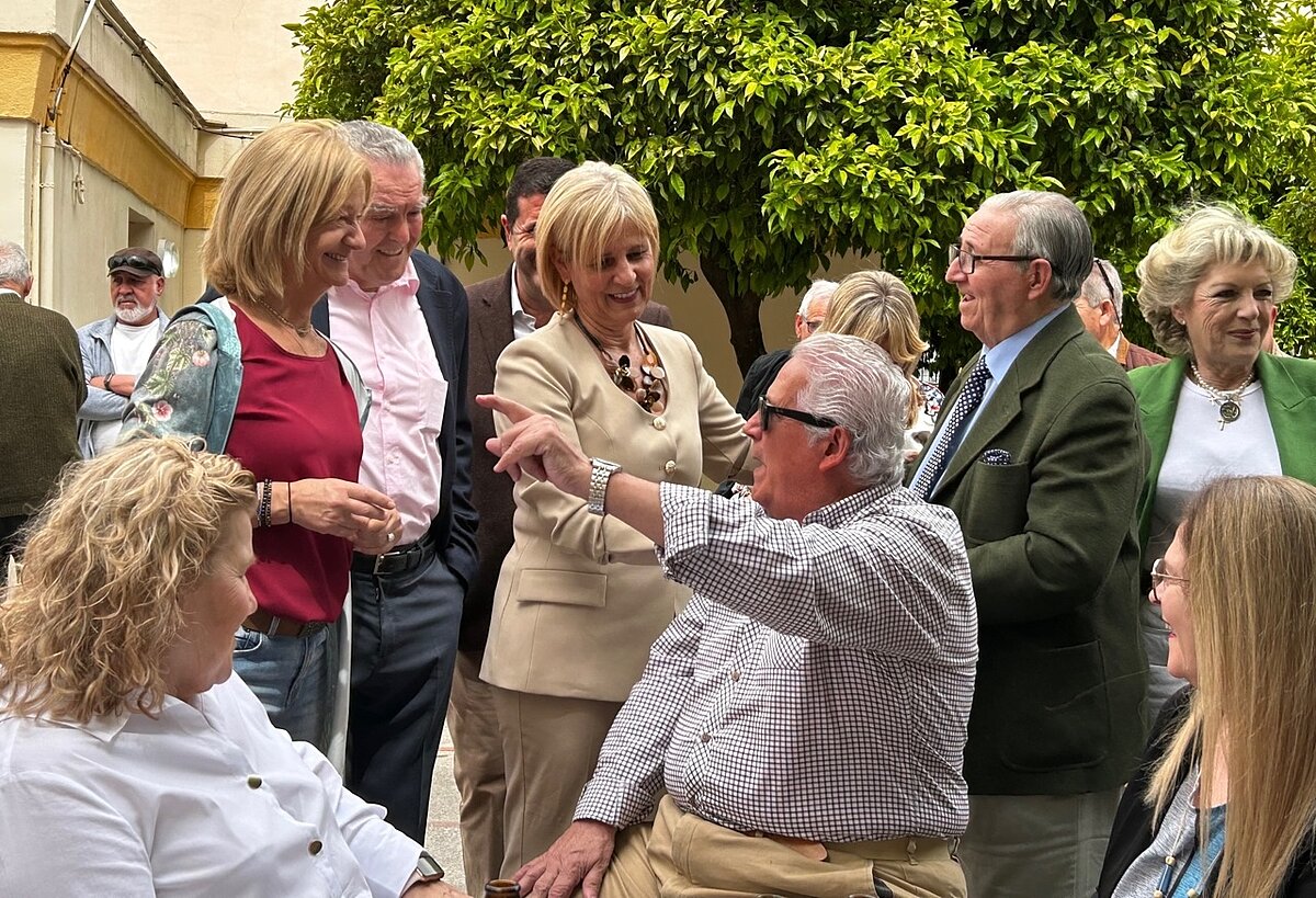 La Alcaldesa Plantea A Los Vecinos De La Constancia El Arreglo De Las ...