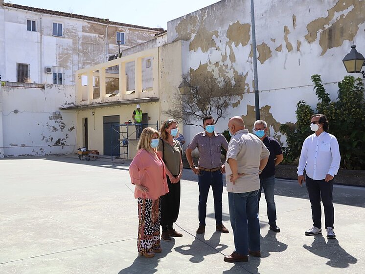 Imagen visita de la Alcaldesa Cine Astoria